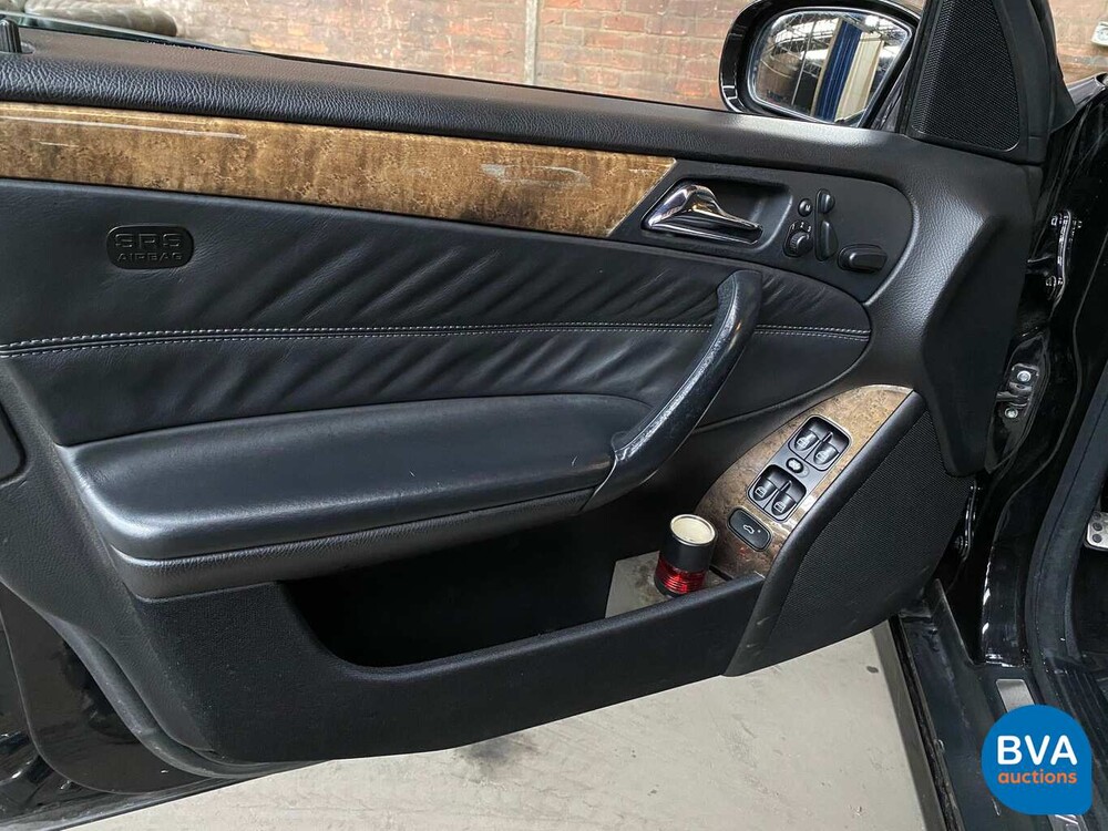 Mercedes-Benz C55 AMG 5.4 V8 367pk C-Klasse 2005 -YOUNGTIMER-