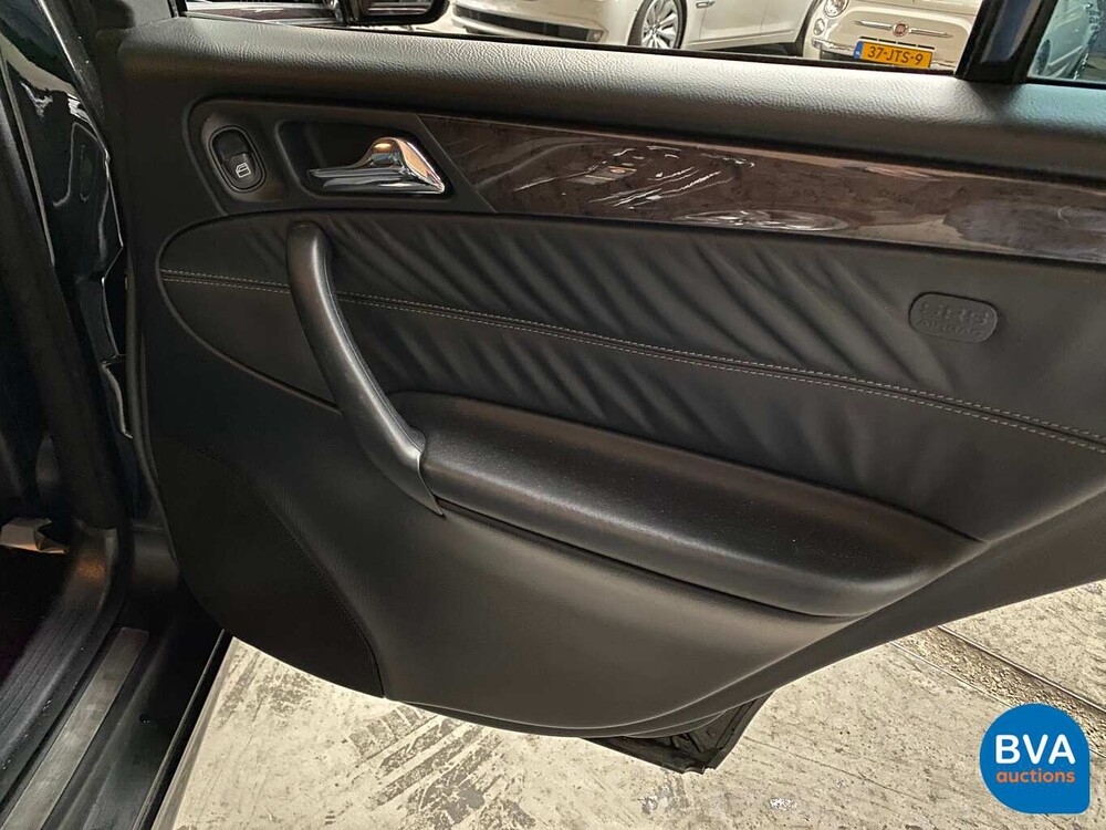 Mercedes-Benz C55 AMG 5.4 V8 367pk C-Klasse 2005 -YOUNGTIMER-