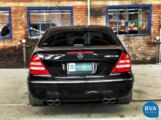 Mercedes-Benz C55 AMG 5.4 V8 367hp C-Class 2005 -YOUNGTIMER-.