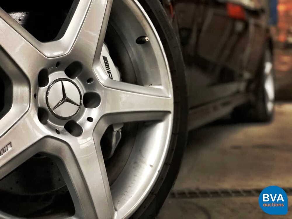 Mercedes-Benz CLS63 AMG 6.2 V8  514pk 2006 -YOUNGTIMER-