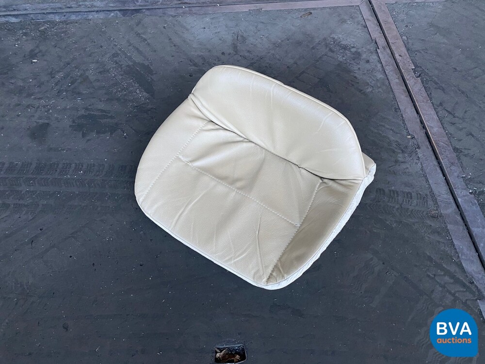 Aston Martin DB9 5.9 V12 457pk -Org NL- Coupé, 41-PV-XR