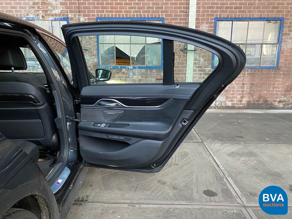 BMW 730d M-Sport High Executive 7-Serie 265pk 2016, NT-638-V