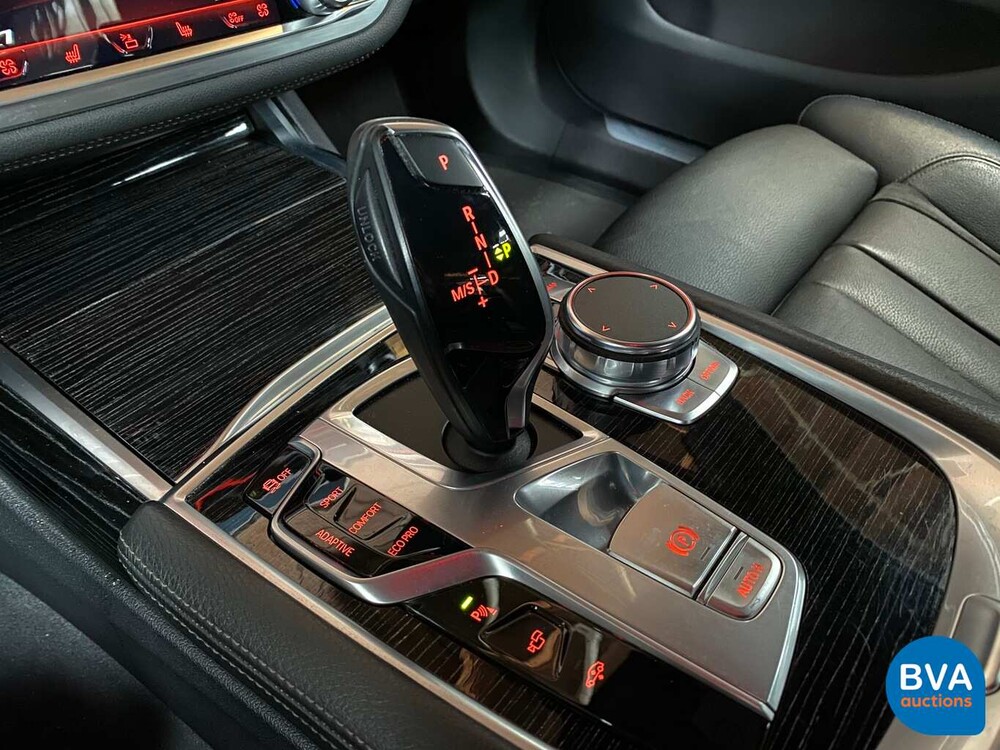 BMW 730d M-Sport High Executive 7-Serie 265pk 2016, NT-638-V