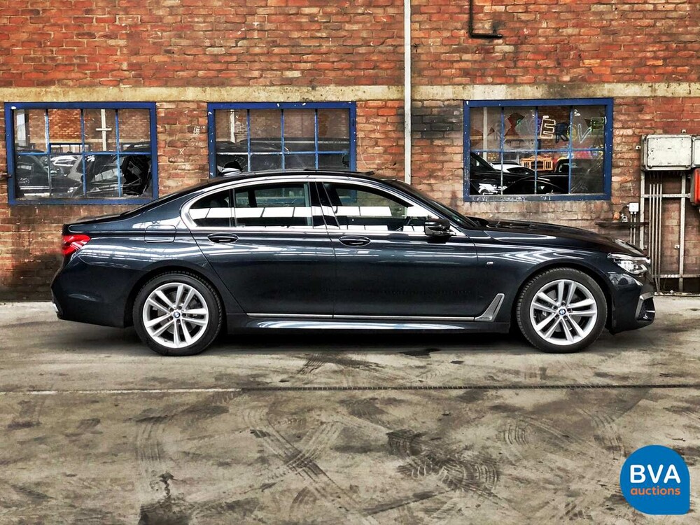 BMW 730d M-Sport High Executive 7-Serie 265pk 2016, NT-638-V