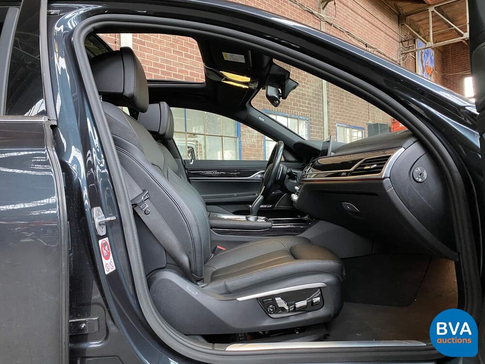 BMW 730d M-Sport High Executive 7-Serie 265pk 2016, NT-638-V