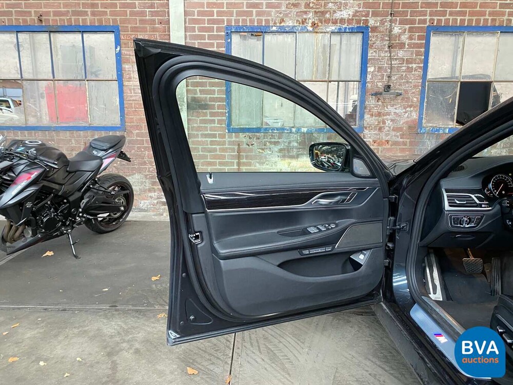 BMW 730d M-Sport High Executive 7-Serie 265pk 2016, NT-638-V