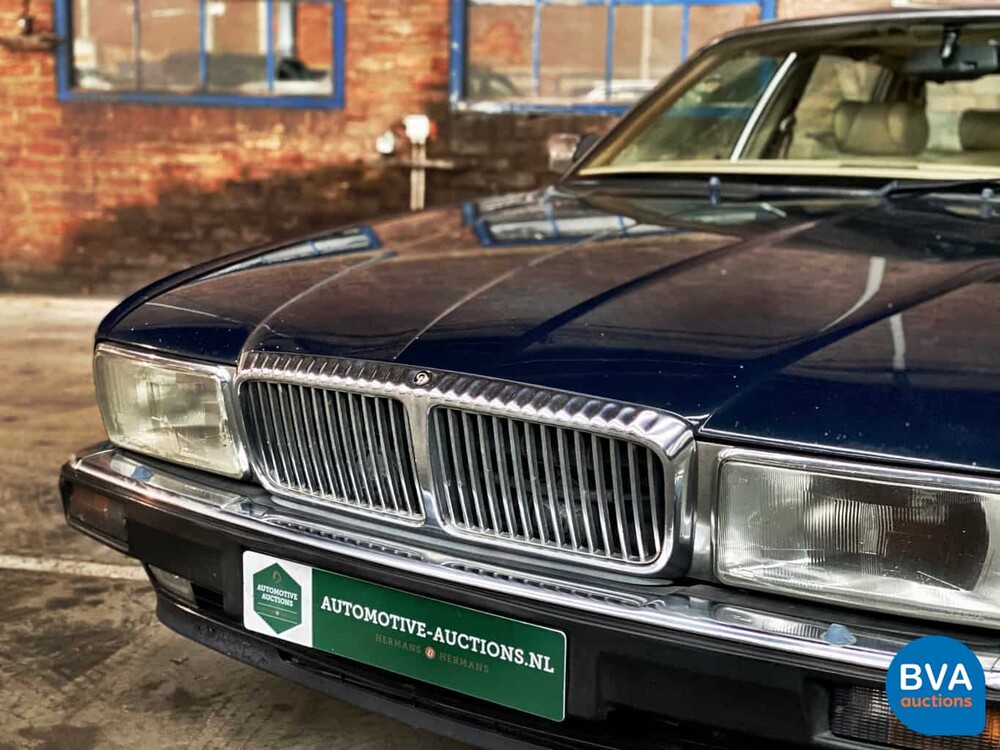 Daimler Double Six V12 Jaguar XJ 1993