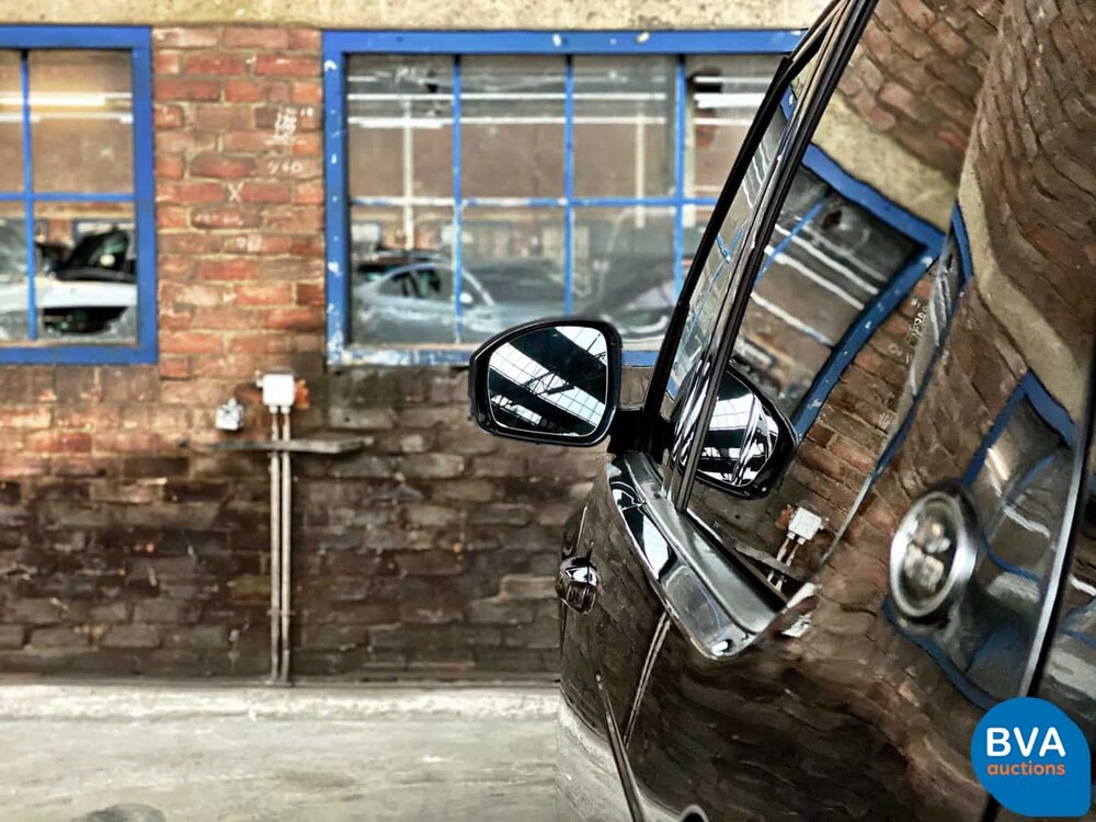 Land Rover Discovery 3.0 Sd6 HSE Luxury 306pk 2019 -Garantie-, V-699-XH