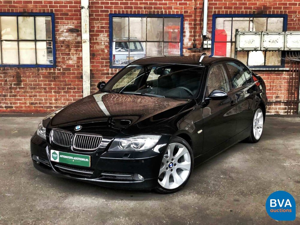 BMW 330i Sedan 258pk Youngtimer 2005, TX-406-N