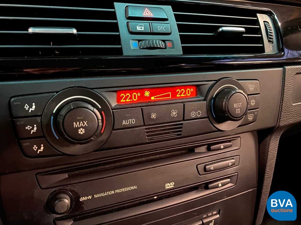 BMW 330i Sedan 258pk Youngtimer 2005, TX-406-N