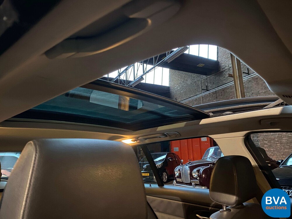 BMW 330xi Touring 230pk Youngtimer E91 2005