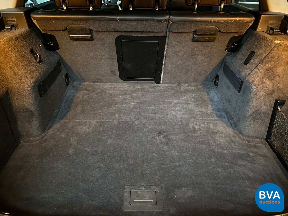 BMW 330xi Touring 230pk Youngtimer E91 2005