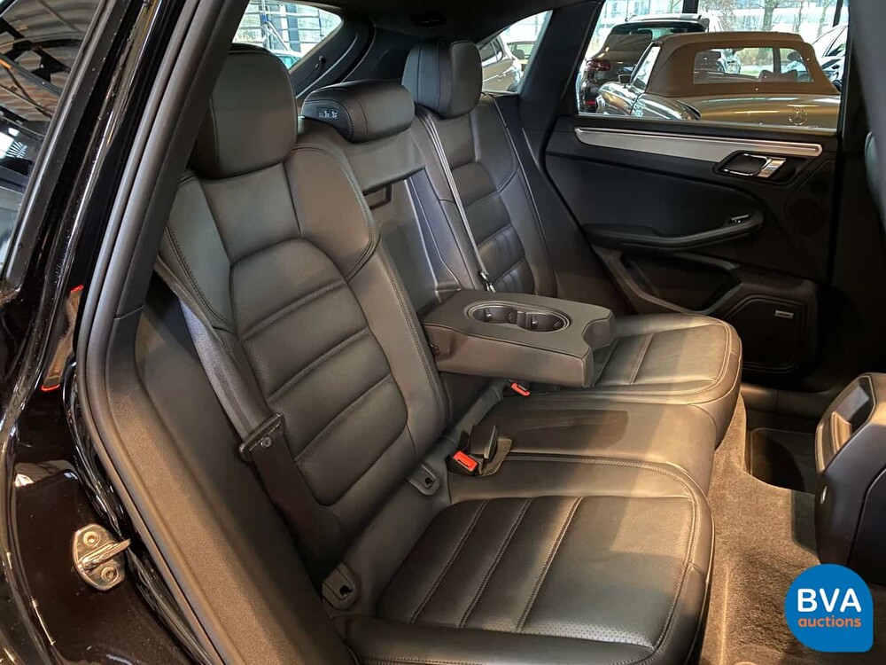 Porsche Macan Turbo 400pk 2015 SportChrono 