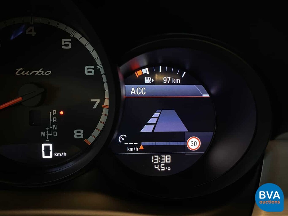 Porsche Macan Turbo 400pk 2015 SportChrono 