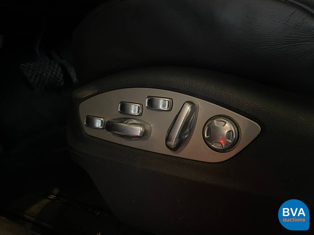 Porsche Macan Turbo 400pk 2015 SportChrono 