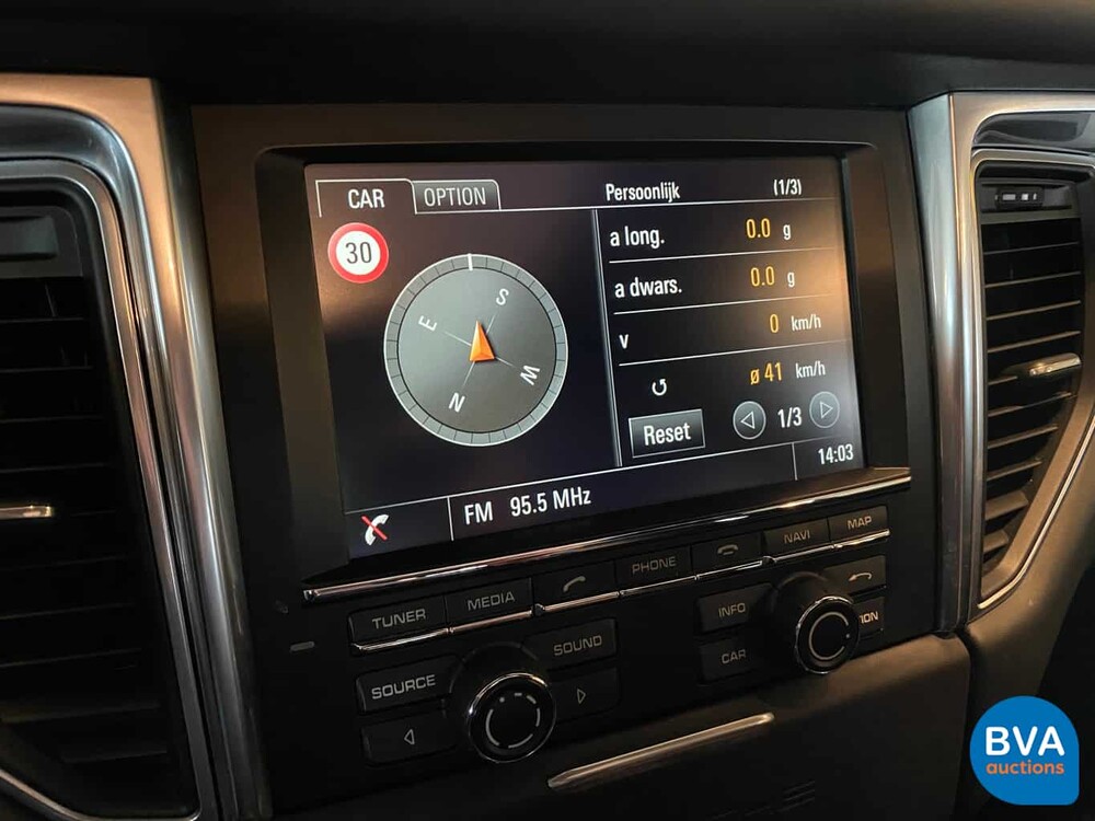 Porsche Macan Turbo 400pk 2015 SportChrono 