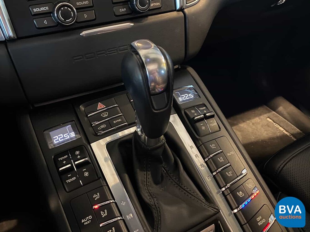 Porsche Macan Turbo 400pk 2015 SportChrono 