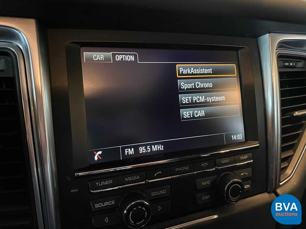 Porsche Macan Turbo 400pk 2015 SportChrono 