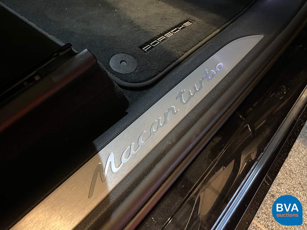 Porsche Macan Turbo 400pk 2015 SportChrono 