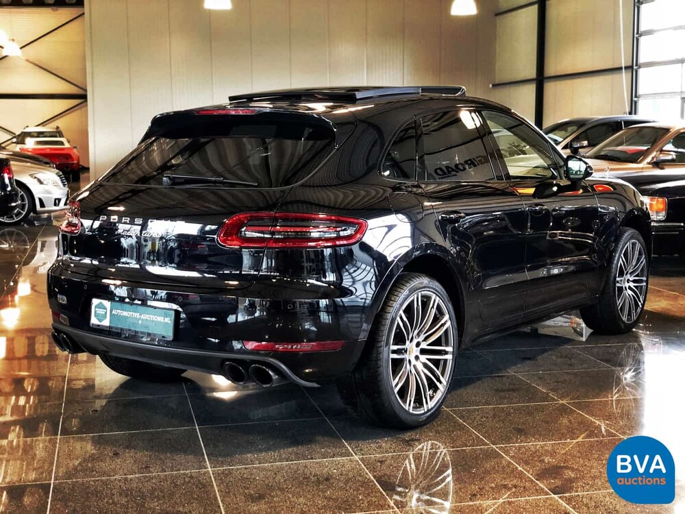 Porsche Macan Turbo 400pk 2015 SportChrono 
