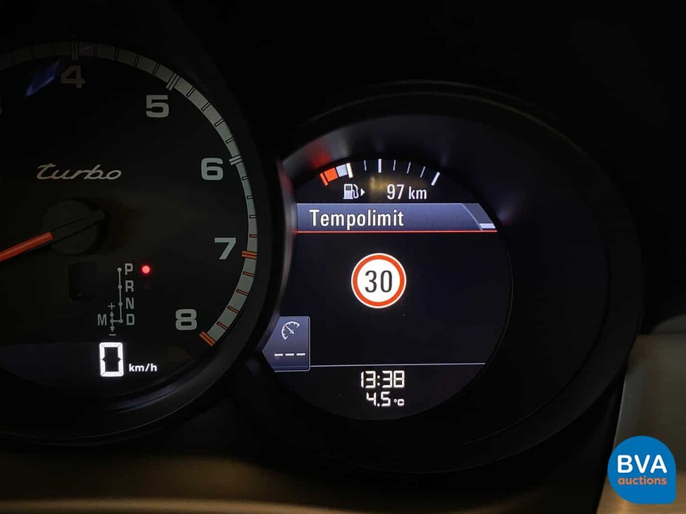 Porsche Macan Turbo 400pk 2015 SportChrono 