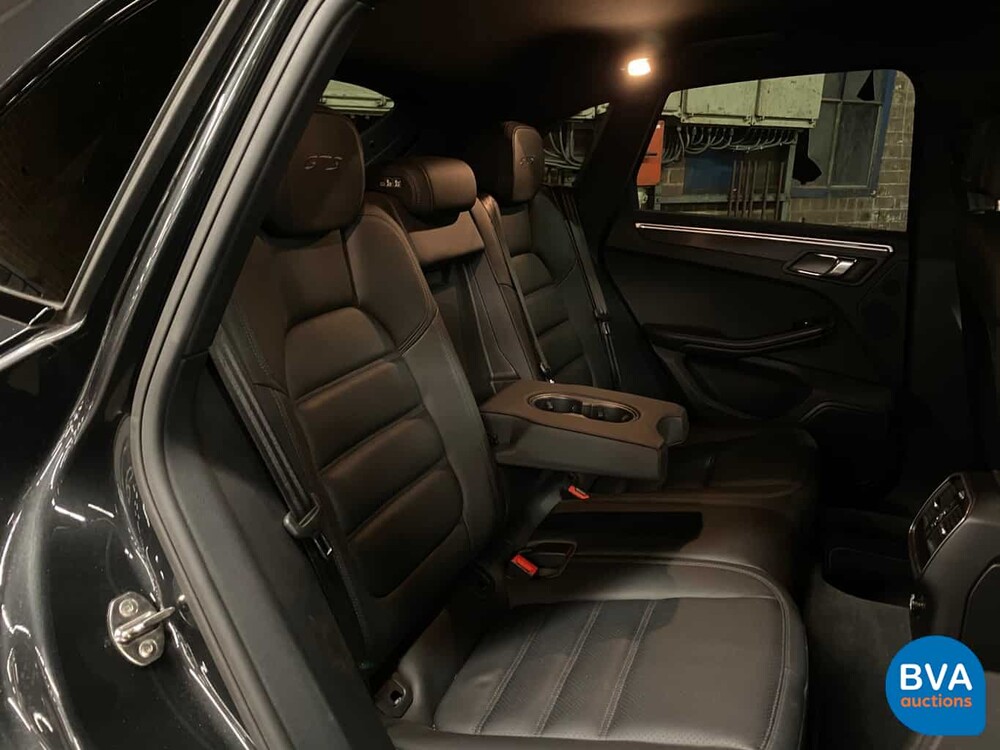 Porsche Macan GTS V6 Bi-Turbo 360pk 2016 Facelift