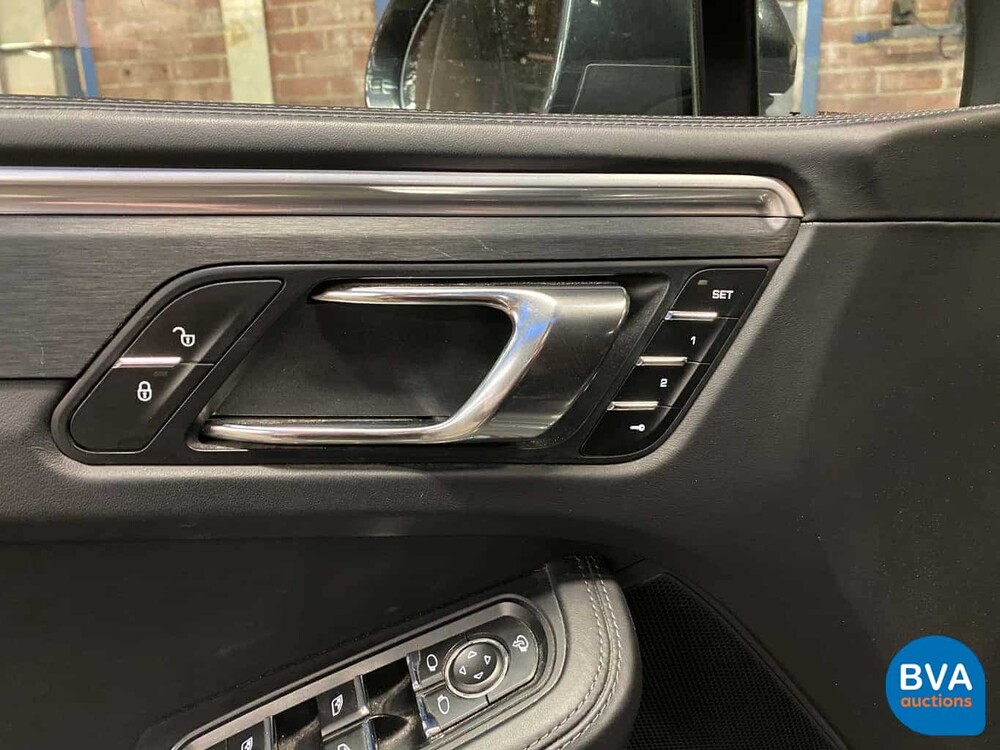 Porsche Macan GTS V6 Bi-Turbo 360pk 2016 Facelift