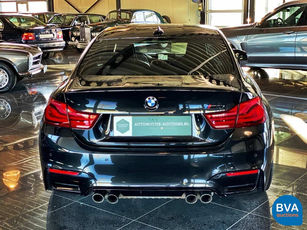 BMW M4 Competition 450pk Drivelogic Coupe 4-serie 2018 M-Performance