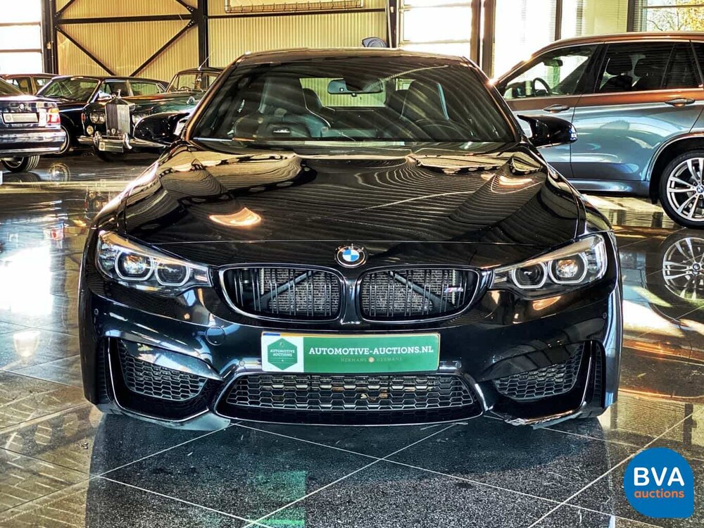 BMW M4 Competition 450pk Drivelogic Coupe 4-serie 2018 M-Performance