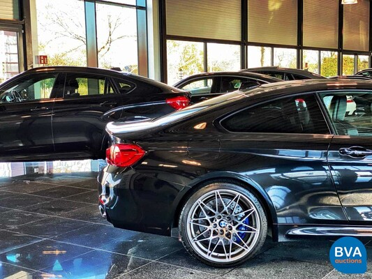 BMW M4 Competition 450pk Drivelogic Coupe 4-serie 2018 M-Performance