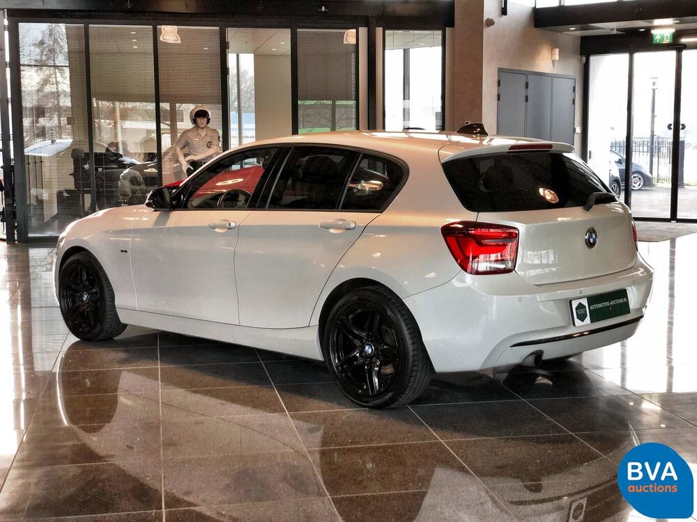 BMW 118i Sport Line Shadowline 1-serie 170pk 2012, G-676-KL
