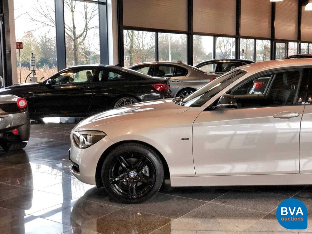BMW 118i Sport Line Shadowline 1-serie 170pk 2012, G-676-KL