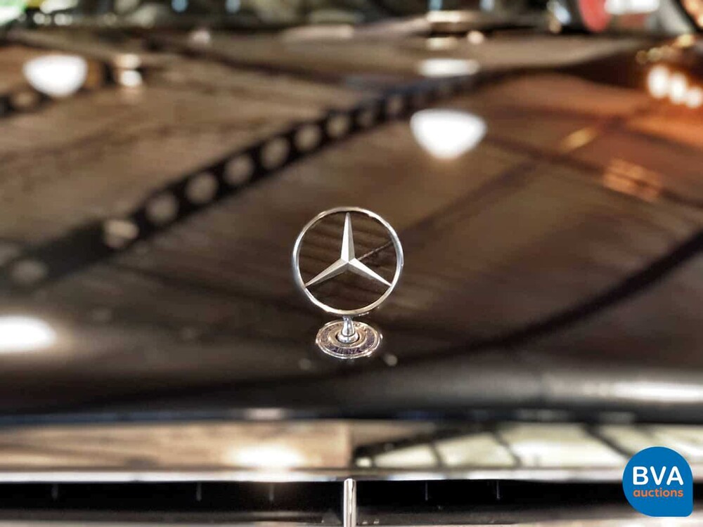 Mercedes-Benz CLK320 Coupé V6 218pk 2000, NF-660-S