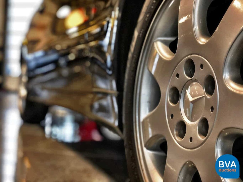 Mercedes-Benz CLK320 Coupé V6 218pk 2000, NF-660-S
