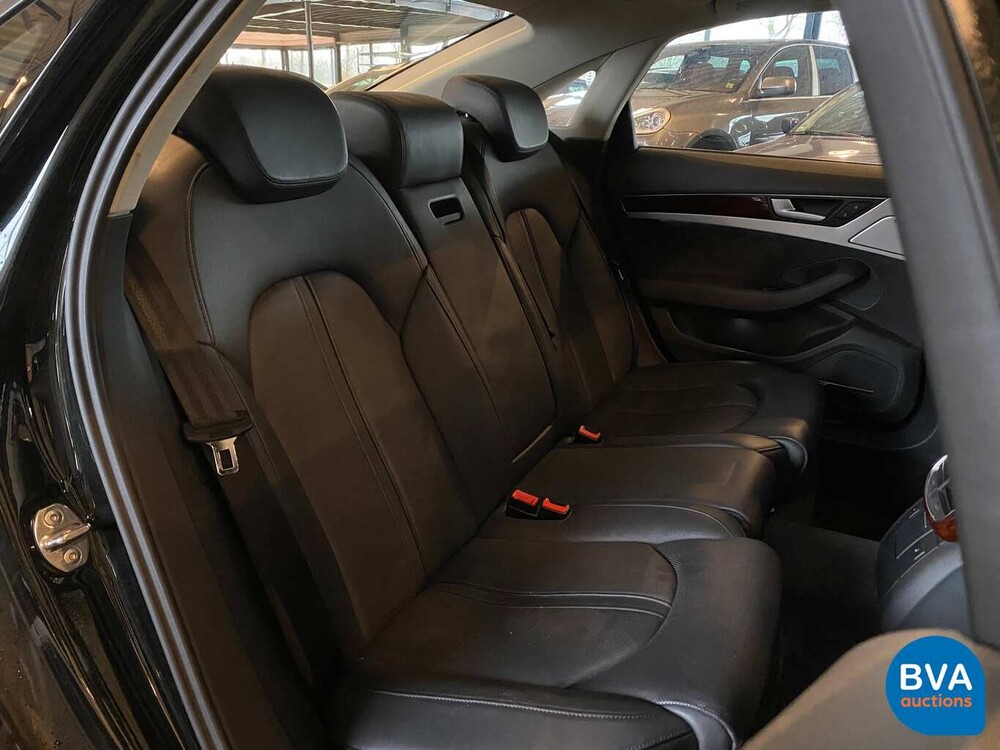 Audi A8 4.2 TDI Exclusive Quattro V8 351pk 2012, NV-676-J