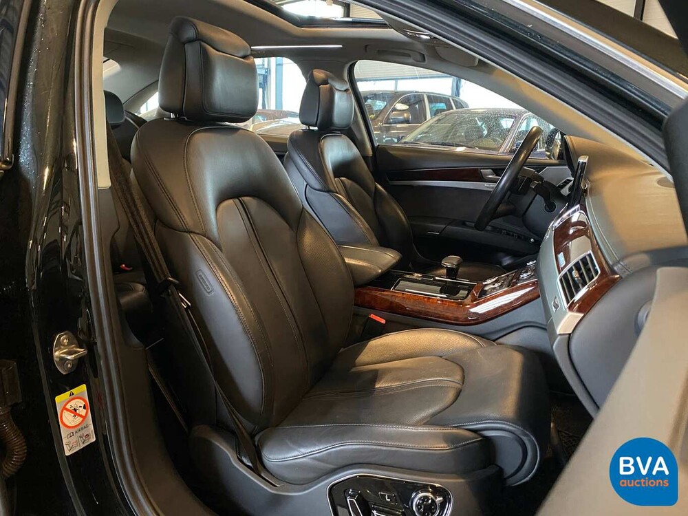 Audi A8 4.2 TDI Exclusive Quattro V8 351pk 2012, NV-676-J