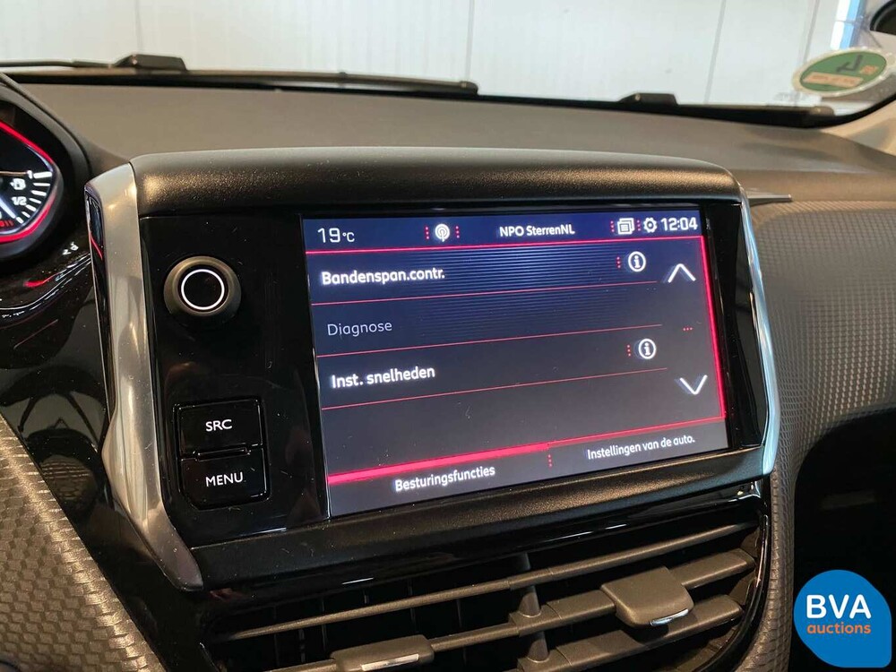 Peugeot 2008 1.2 PureTech Allure GT-Line 110PK 2018, J-594-KG