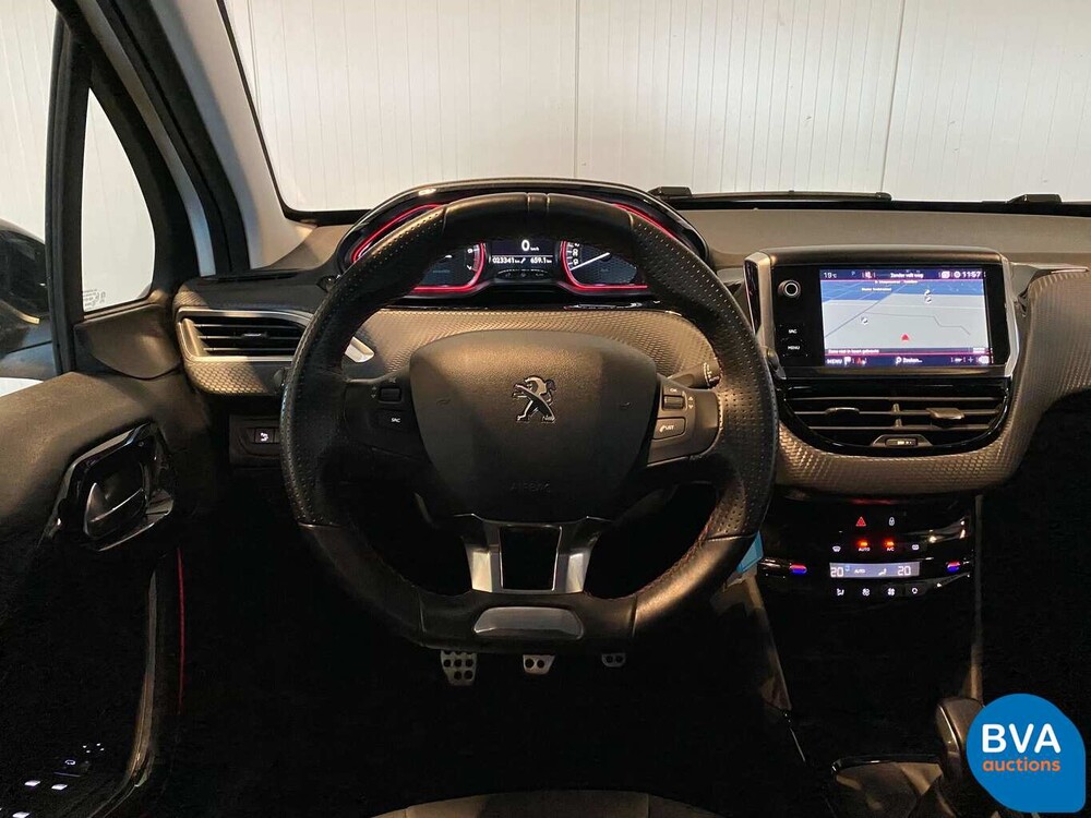 Peugeot 2008 1.2 PureTech Allure GT-Line 110PK 2018, J-594-KG