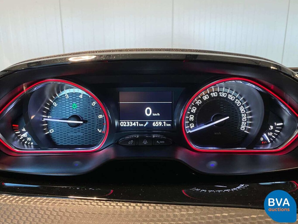 Peugeot 2008 1.2 PureTech Allure GT-Line 110PK 2018, J-594-KG