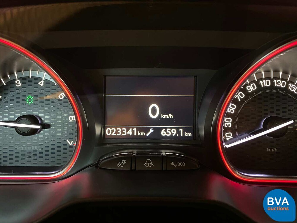 Peugeot 2008 1.2 PureTech Allure GT-Line 110PK 2018, J-594-KG