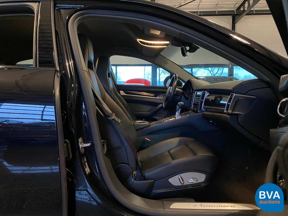 Porsche Panamera Sport 300pk MY-2016 FACELIFT