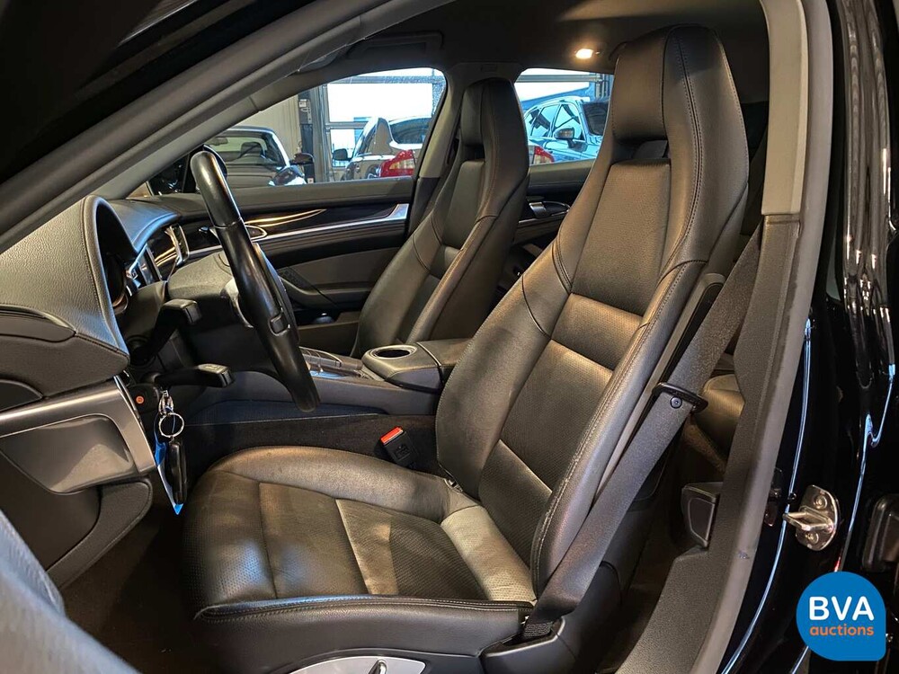 Porsche Panamera Sport 300pk MY-2016 FACELIFT