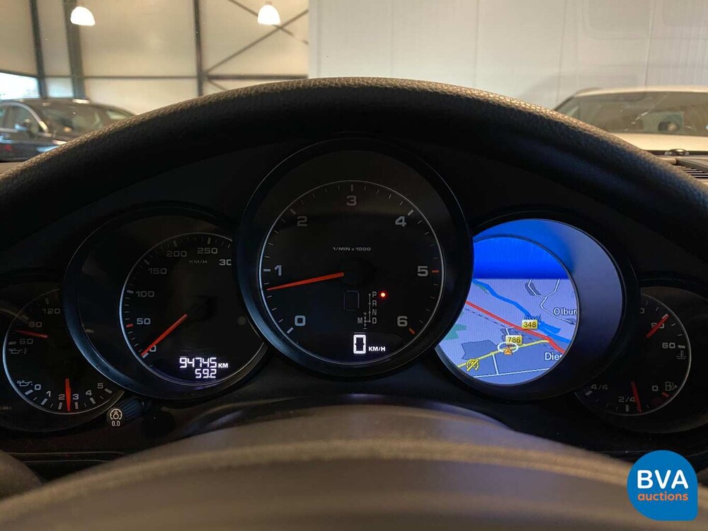 Porsche Panamera Sport 300pk MY-2016 FACELIFT