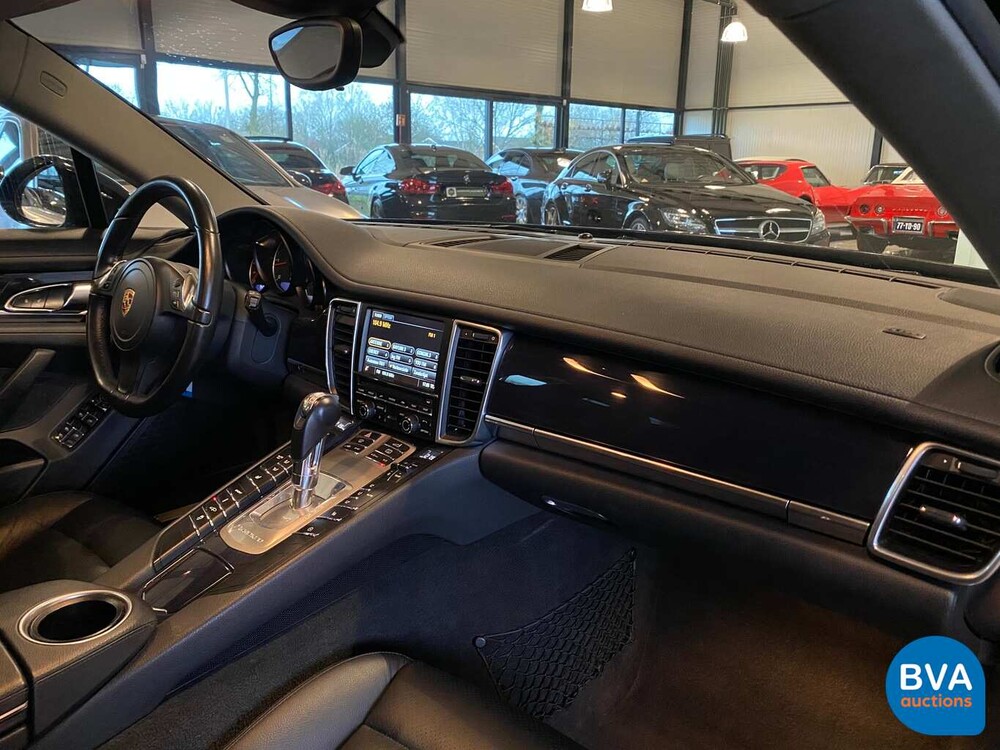 Porsche Panamera Sport 300pk MY-2016 FACELIFT