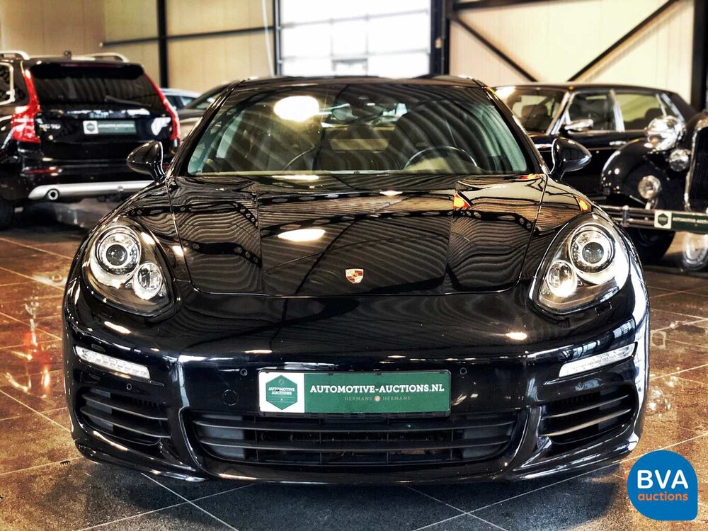 Porsche Panamera Sport 300pk MY-2016 FACELIFT