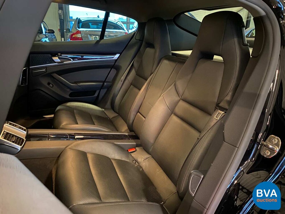 Porsche Panamera Sport 300pk MY-2016 FACELIFT