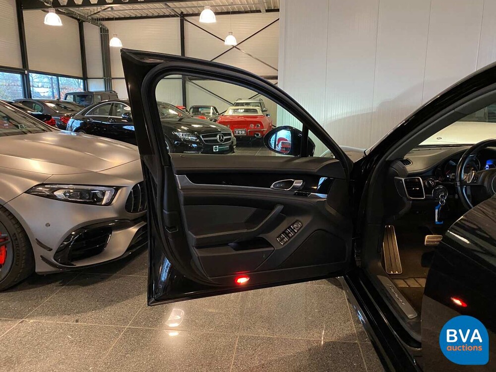 Porsche Panamera Sport 300pk MY-2016 FACELIFT