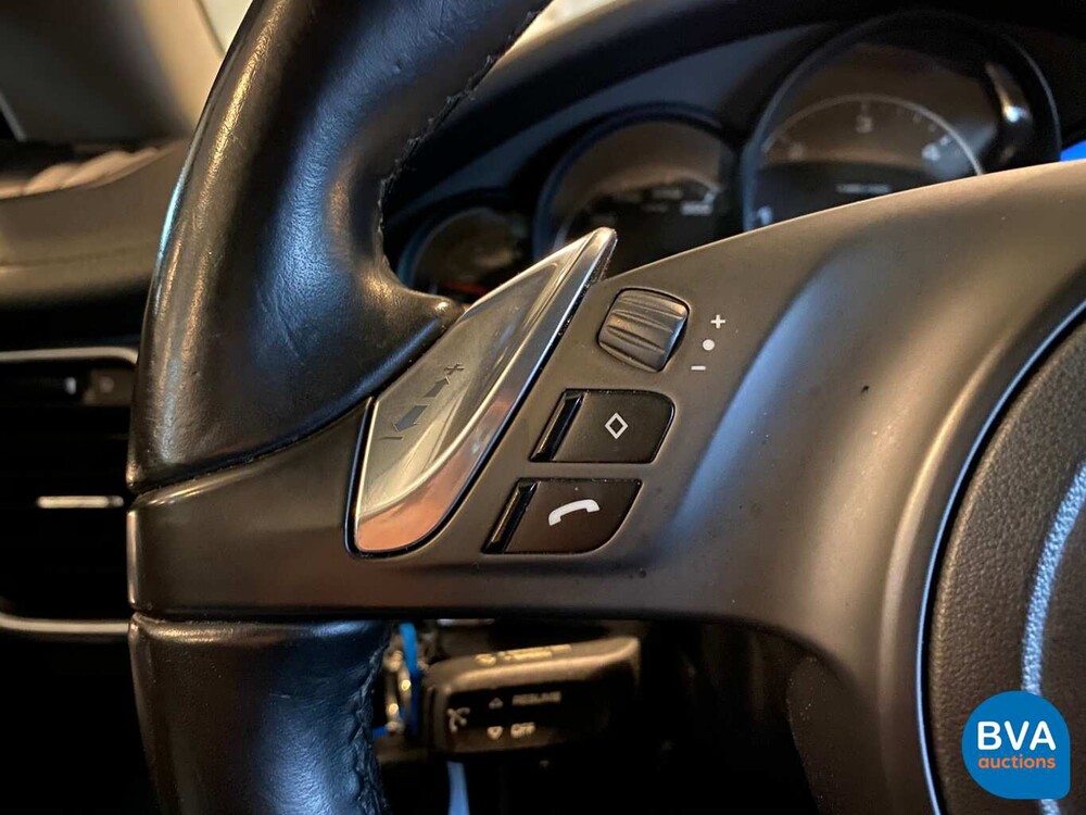 Porsche Panamera Sport 300pk MY-2016 FACELIFT