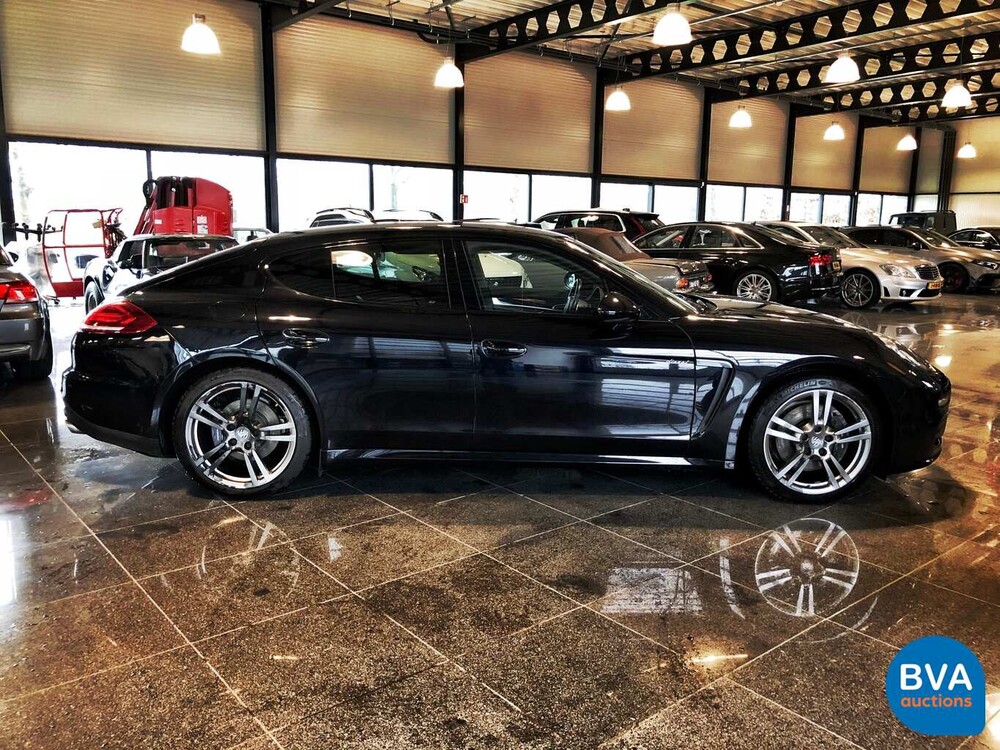 Porsche Panamera Sport 300pk MY-2016 FACELIFT