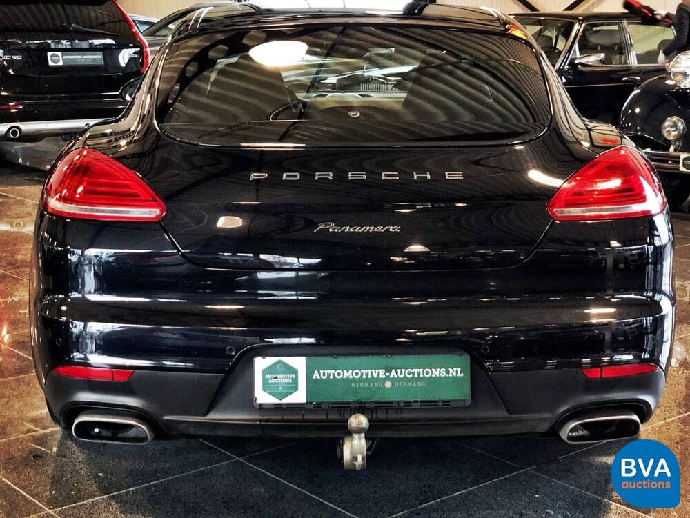 Porsche Panamera Sport 300pk MY-2016 FACELIFT